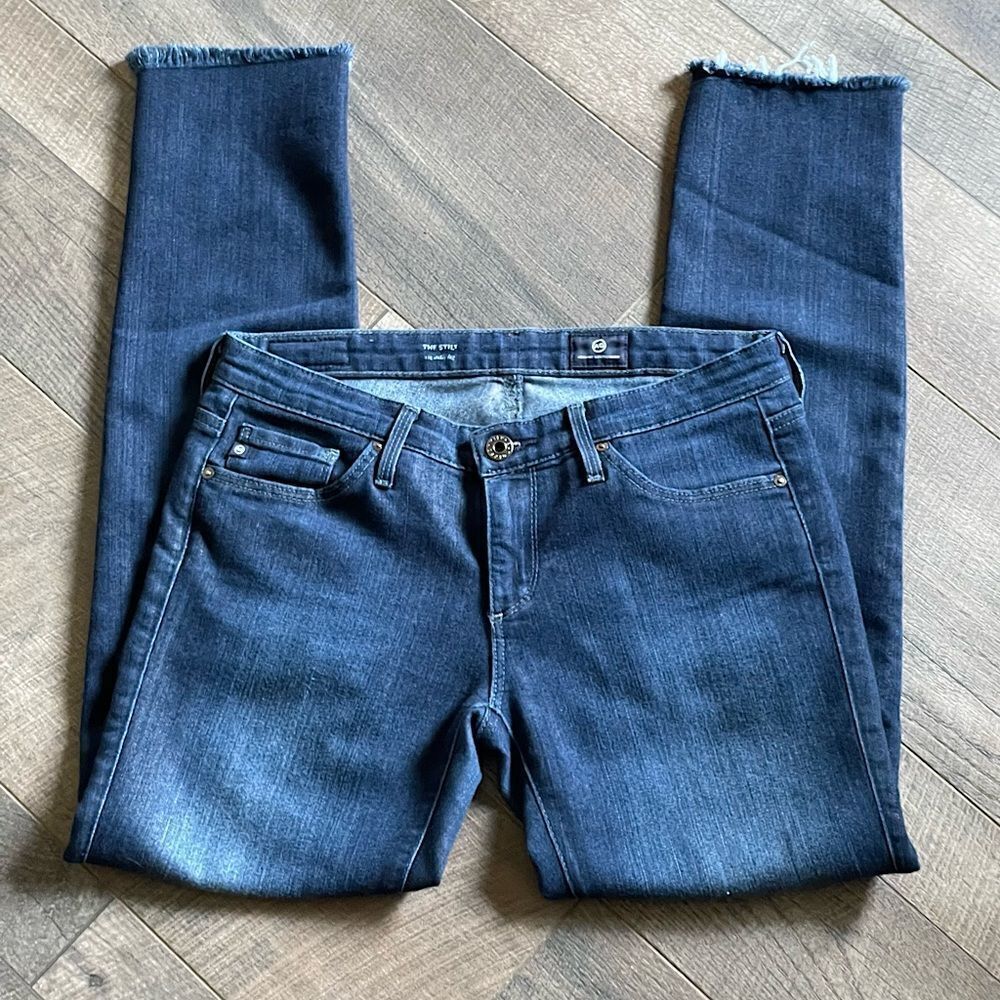 Like New! Adriano Goldschmied, “The Stilt”, Cropped, Skinny Jeans. Size 27.